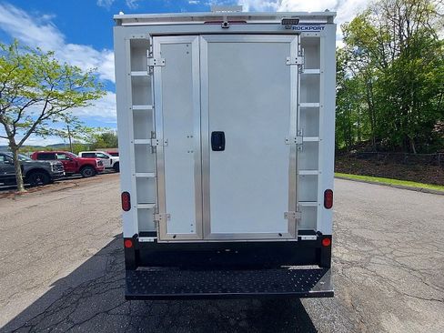 New 2025 Ford Transit 350 image 15