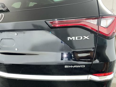 Used 2025 Acura MDX SH-AWD w/ Technology Package image 11