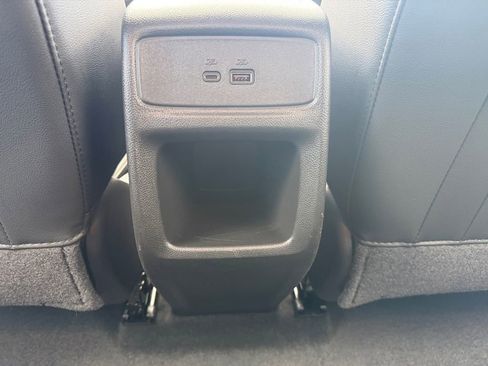 Used 2024 Chevrolet Trax LT image 22