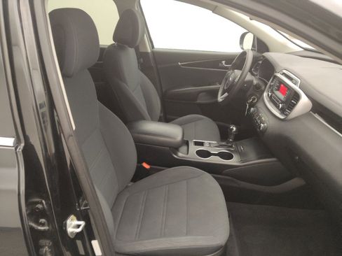 Used 2016 Kia Sorento L FWD image 21
