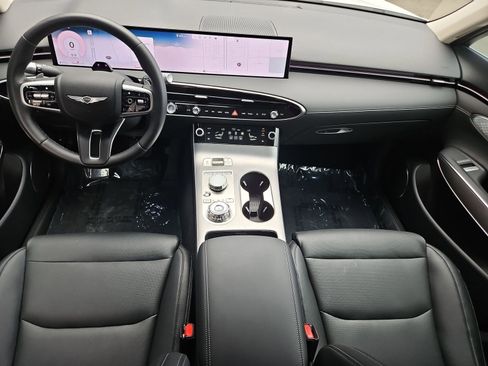 Certified 2026 Genesis GV70 2.5T Select AWD/4WD image 14