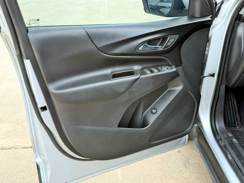 Certified 2022 Chevrolet Equinox LT image 12