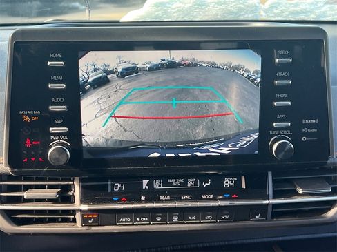 Used 2024 Toyota Sienna XSE image 20
