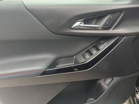 Used 2025 Chevrolet Equinox RS image 14