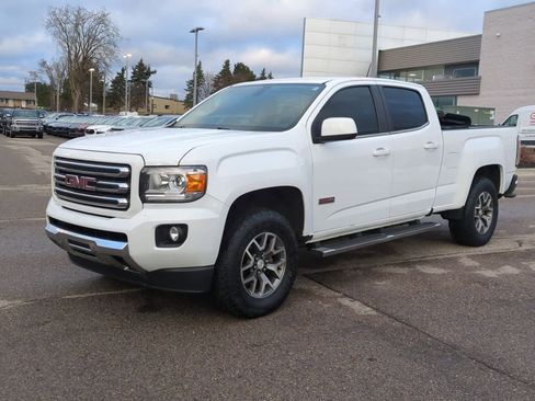 Used 2017 GMC Canyon SLE w/ All Terrain Package image 4