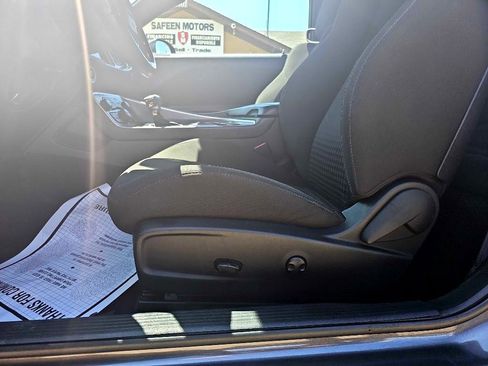 Used 2022 Dodge Challenger GT image 19