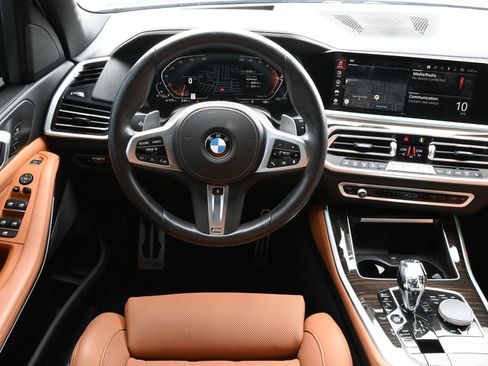 Used 2023 BMW X5 sDrive40i w/ M Sport Package RWD image 10