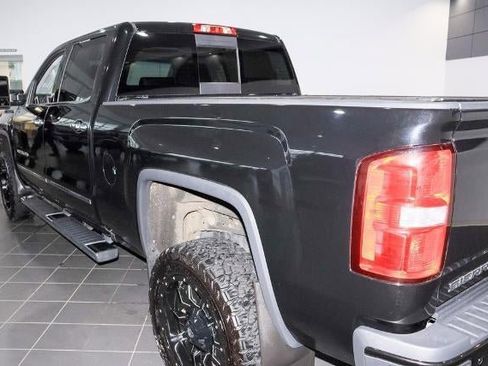 Used 2016 GMC Sierra 2500 Denali w/ Duramax Plus Package image 3