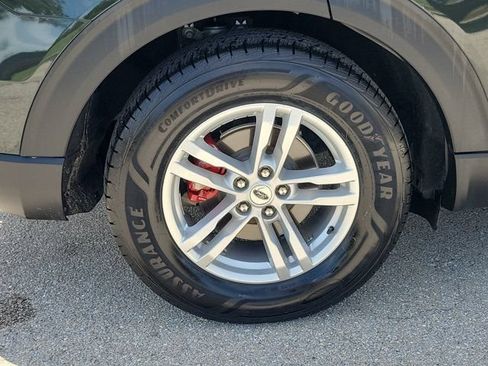 Certified 2022 Ford Explorer XLT w/ Equipment Group 202A RWD image 11