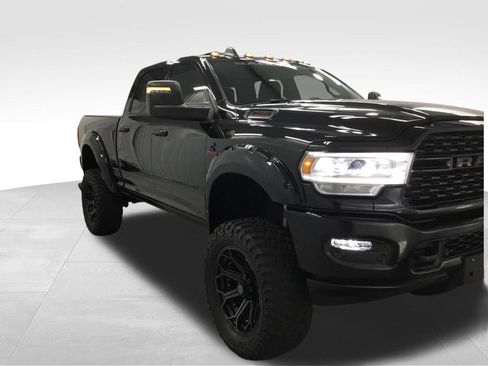 Used 2023 RAM 2500 Big Horn w/ Level B Equipment Group AWD/4WD image 4