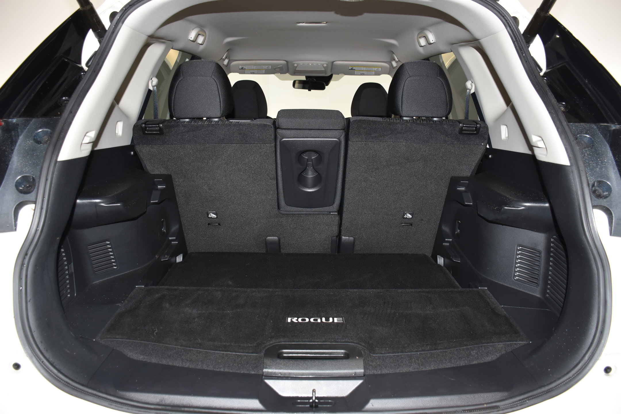 Used 2019 Nissan Rogue SV AWD/4WD image 31