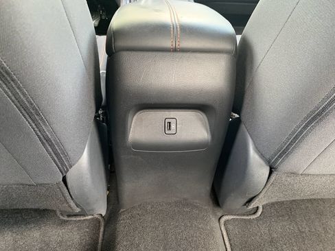 Used 2022 Nissan Sentra SR w/ Midnight Edition FWD image 17