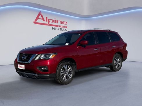Used 2019 Nissan Pathfinder SL image 1