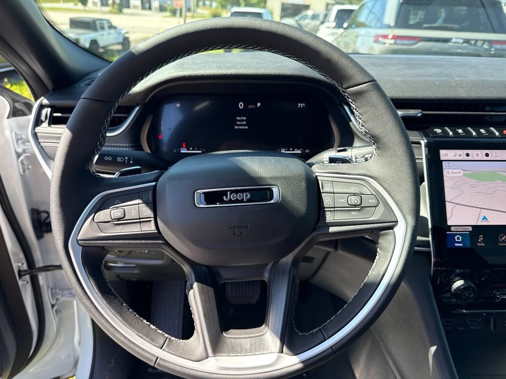 New 2027 Jeep Grand Cherokee Laredo X AWD/4WD image 10