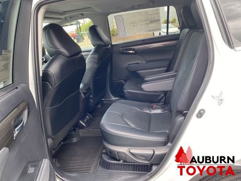 New 2026 Toyota Highlander Limited AWD/4WD image 29
