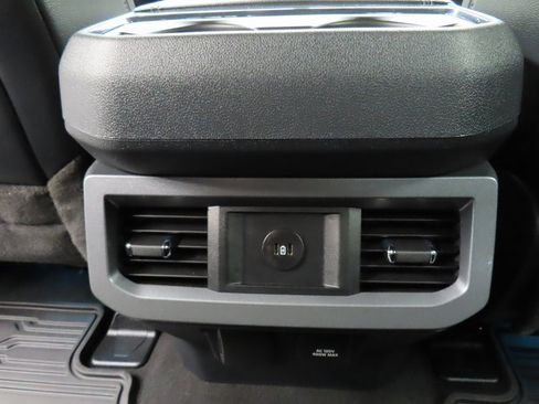 Used 2024 Ford F350 Lariat w/ Sport Appearance Package image 11