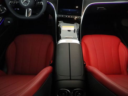 New 2026 Mercedes-Benz CLE 300 4MATIC Coupe image 17