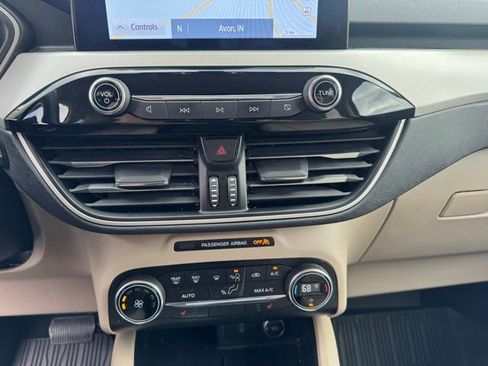 Used 2020 Ford Escape SE AWD/4WD image 16