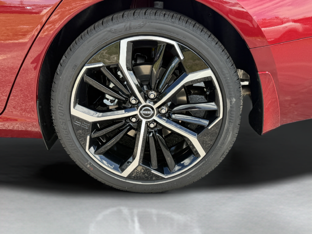 New 2026 Nissan Altima 2.5 SR FWD image 19