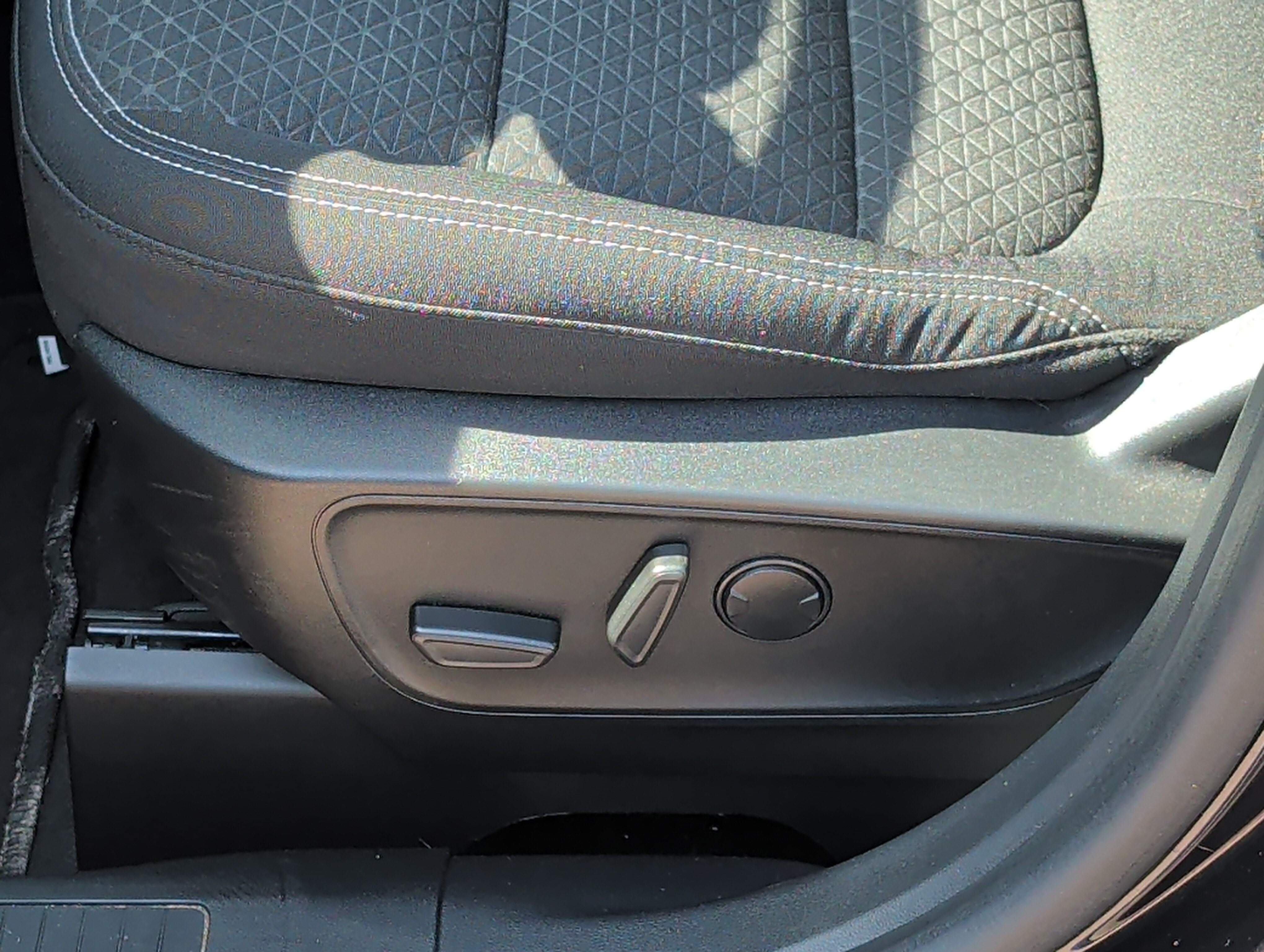 Used 2023 Ford Escape Active AWD/4WD image 19