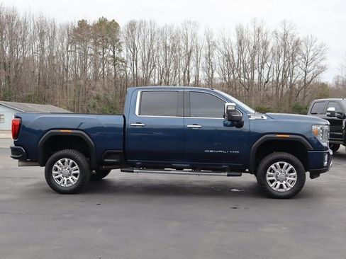 Used 2020 GMC Sierra 2500 Denali w/ Denali Ultimate Package image 9