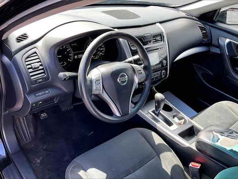 Used 2015 Nissan Altima 2.5 S w/ Sport Value Package FWD image 19