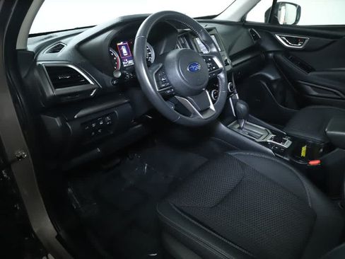 Used 2023 Subaru Forester Premium AWD/4WD image 18