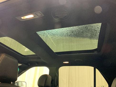 Certified 2017 Ford Explorer XLT w/ Equipment Group 202A image 25