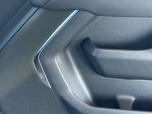 Used 2025 Chevrolet Suburban RST RWD image 29