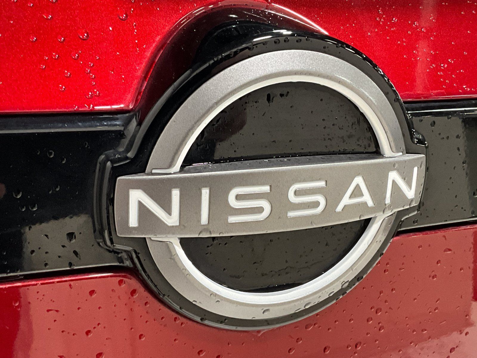 Used 2024 Nissan Pathfinder Platinum w/ Cargo Package AWD/4WD image 31