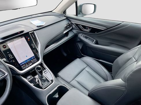 Used 2025 Subaru Outback Touring image 25