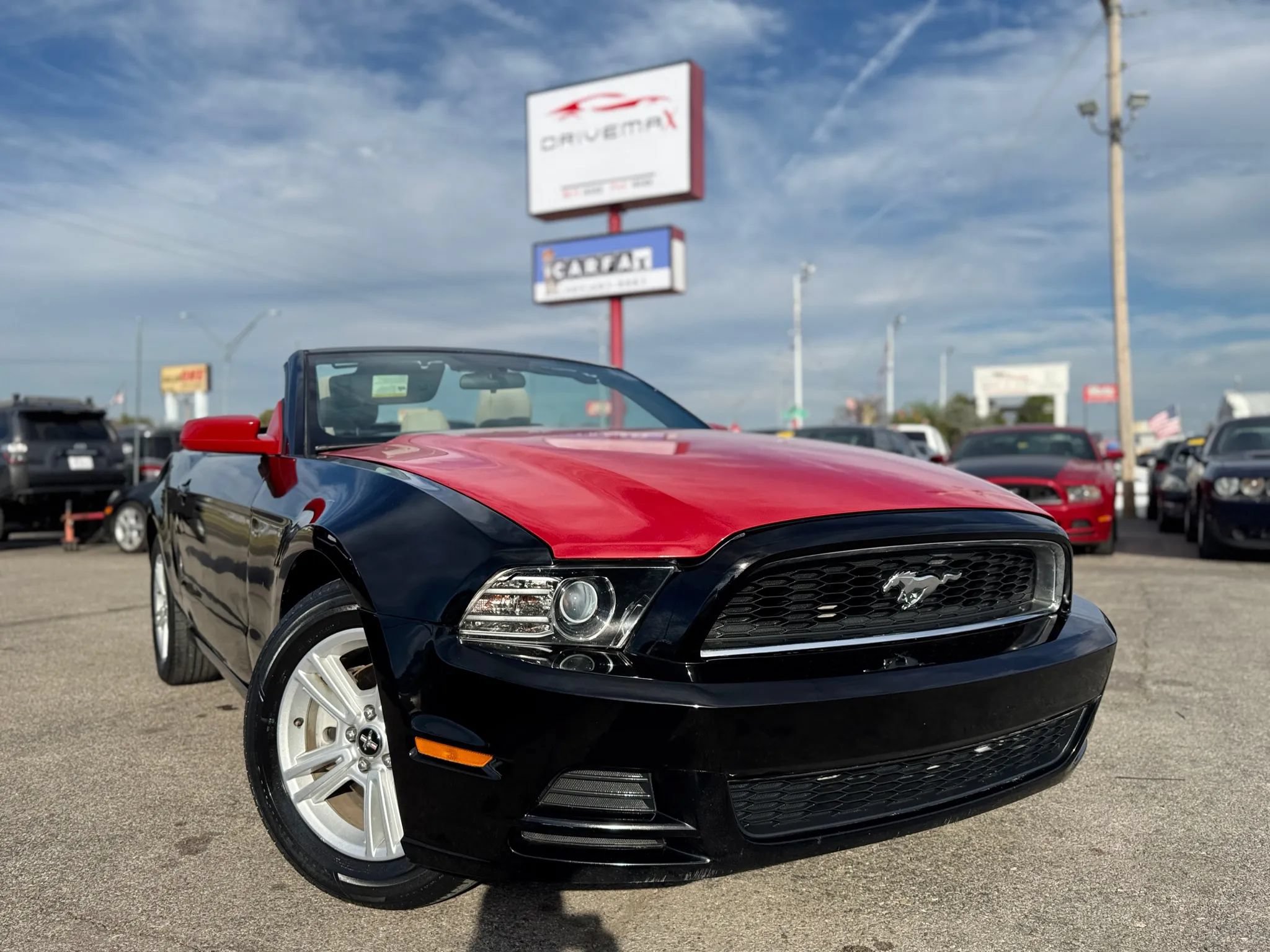 Used 2014 Ford Mustang Convertible RWD image 13