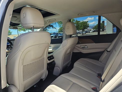 Used 2022 Mercedes-Benz GLE 350 4MATIC image 16