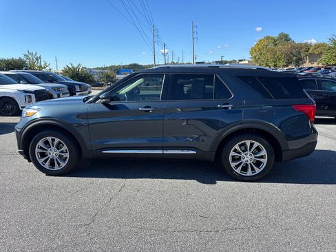 Used 2022 Ford Explorer Limited w/ Equipment Group 301A image 4