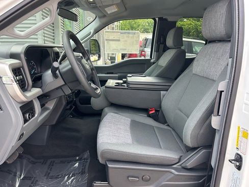 Used 2025 Ford F350 XLT image 15