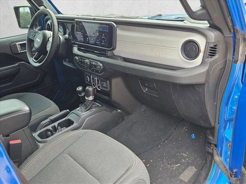 Used 2024 Jeep Wrangler Sport S image 18