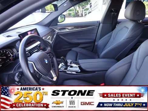 Used 2019 BMW 530i RWD image 12