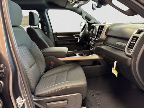 New 2026 RAM 1500 Big Horn w/ Night Edition AWD/4WD image 16