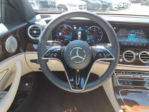 Used 2023 Mercedes-Benz E 350 4MATIC Sedan image 12