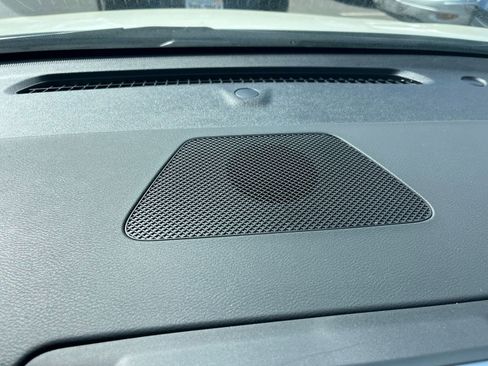 Used 2025 Nissan Altima 2.5 SV image 17