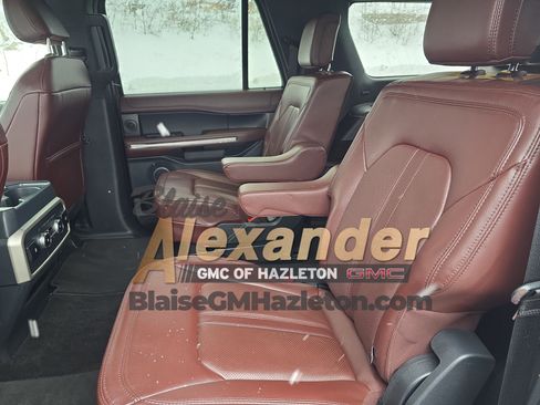 Used 2022 Ford Expedition Max Limited image 13