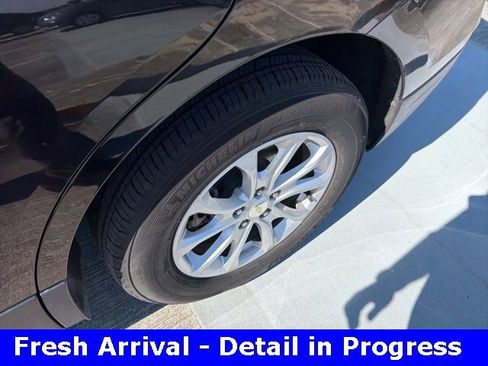 Used 2020 Chevrolet Equinox LT image 6