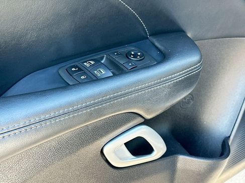 Used 2021 Dodge Challenger GT w/ Plus Package image 17