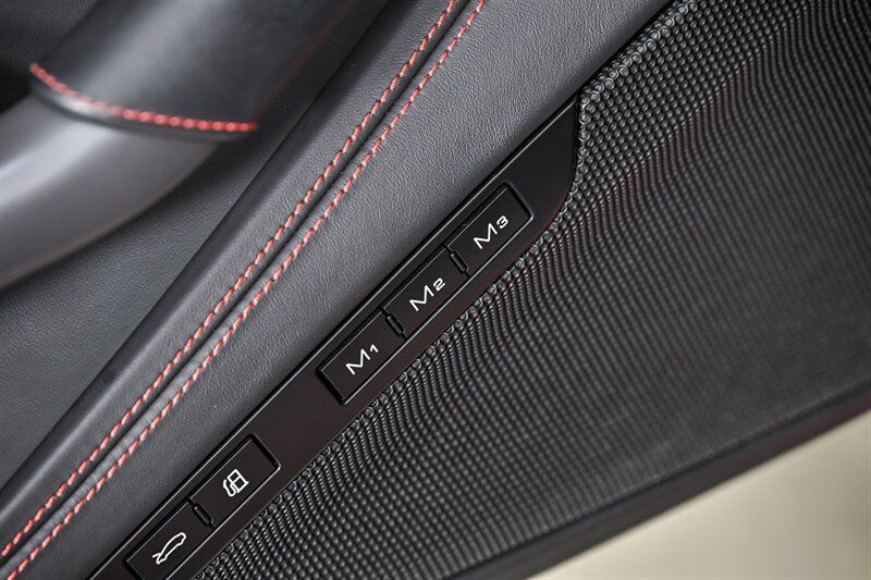 Used 2022 Ferrari F8 Tributo RWD image 20
