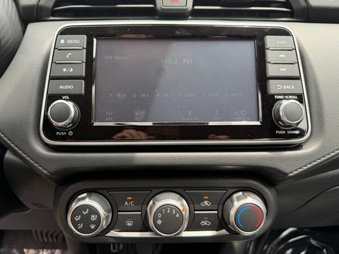 Used 2025 Nissan Versa S w/ Trunk Package FWD image 20