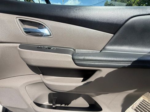 Used 2016 Honda Odyssey SE image 21