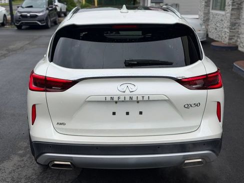 Used 2019 INFINITI QX50 Essential w/ Premium Heat Package AWD/4WD image 6