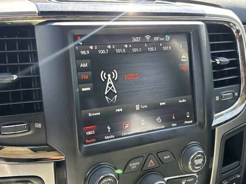 Used 2018 RAM 1500 Sport w/ Convenience Group AWD/4WD image 15