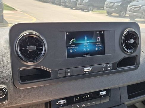 New 2024 Mercedes-Benz Sprinter 3500 image 23