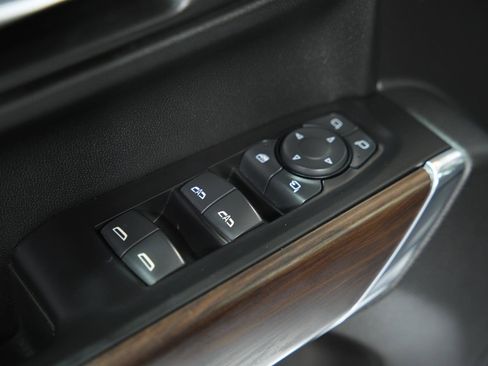 Used 2020 GMC Sierra 1500 SLT w/ SLT Premium Plus Package image 24